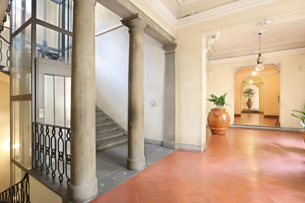 Apt. Ocra - Pauline Suites, Palazzo Borghese フィレンツェ エクステリア 写真