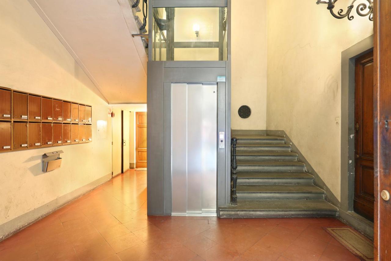 Apt. Ocra - Pauline Suites, Palazzo Borghese フィレンツェ エクステリア 写真